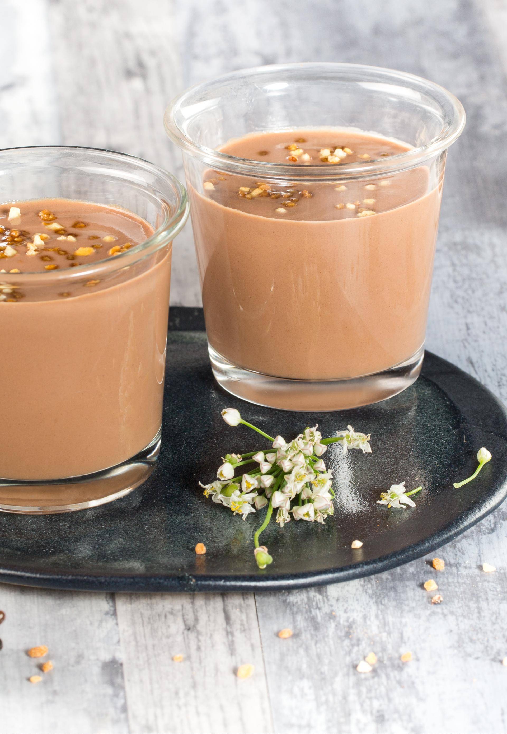 Granola z gorzką czekoladą - przepisy Patelnie i Garnki | Tefal