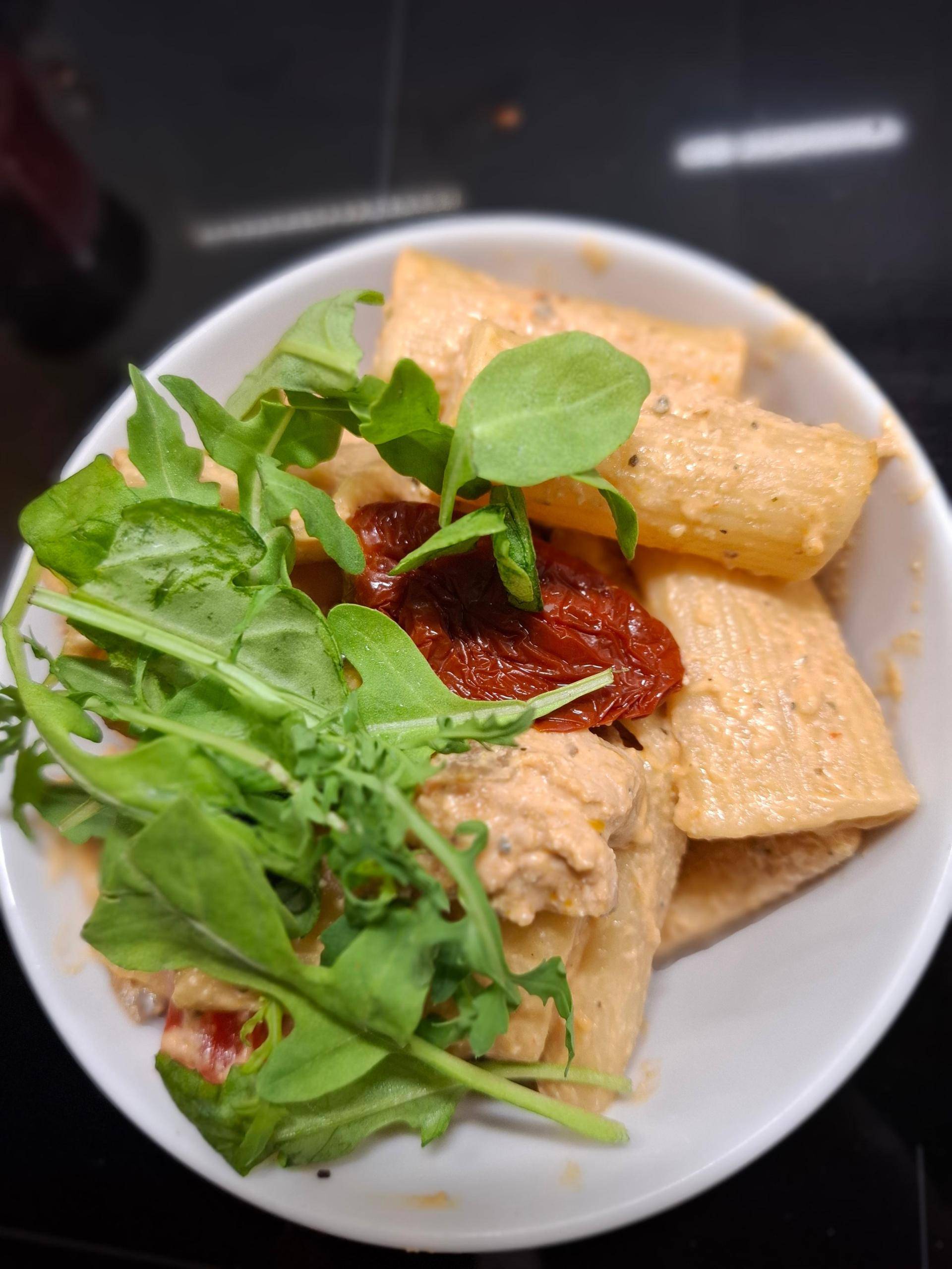 Makaron z warzywami i serem feta - przepisy Cookeo V3 | Tefal