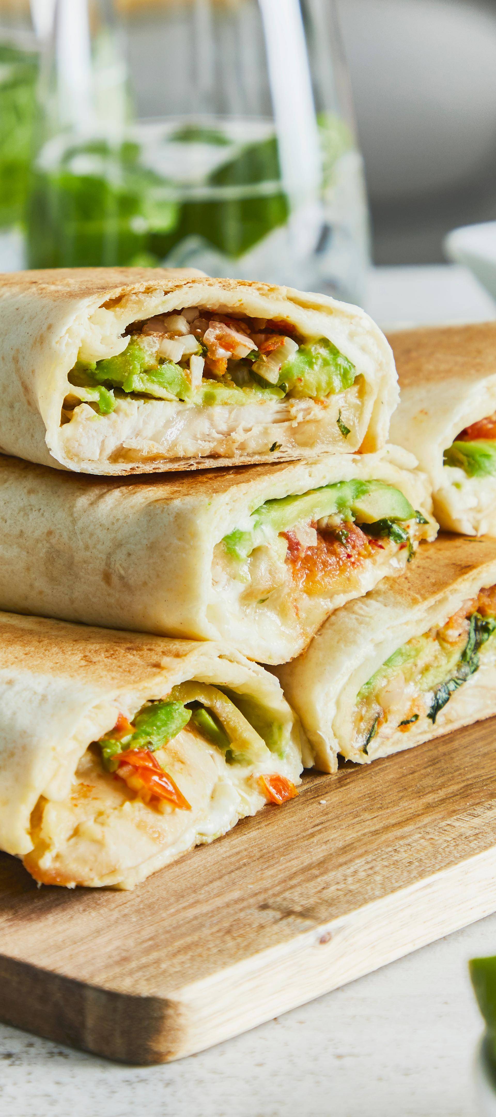 Burritos z kurczakiem - przepisy Easy Fry XL Surface | Tefal