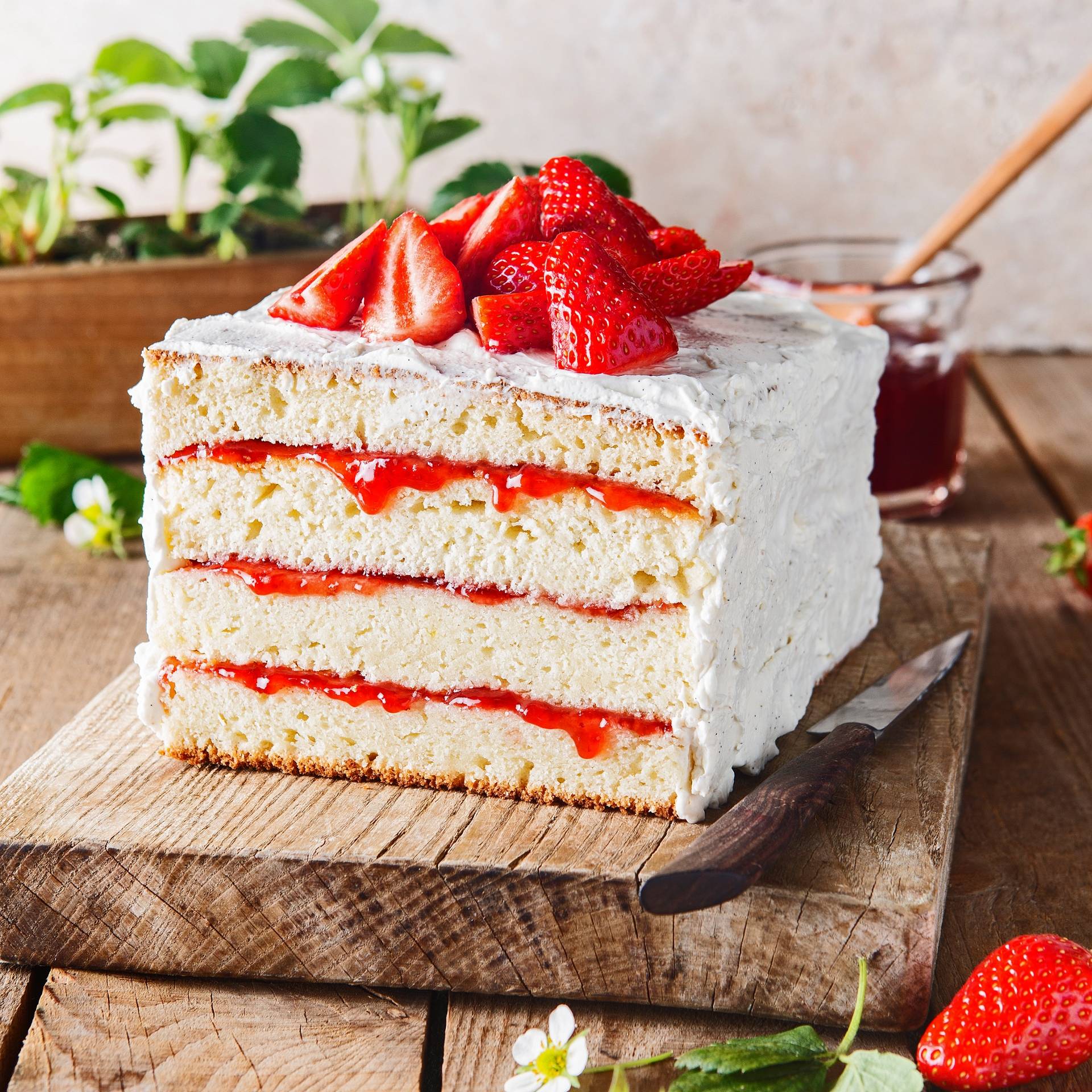 Truskawkowe ciasto warstwowe - przepisy Cake Factory | Tefal