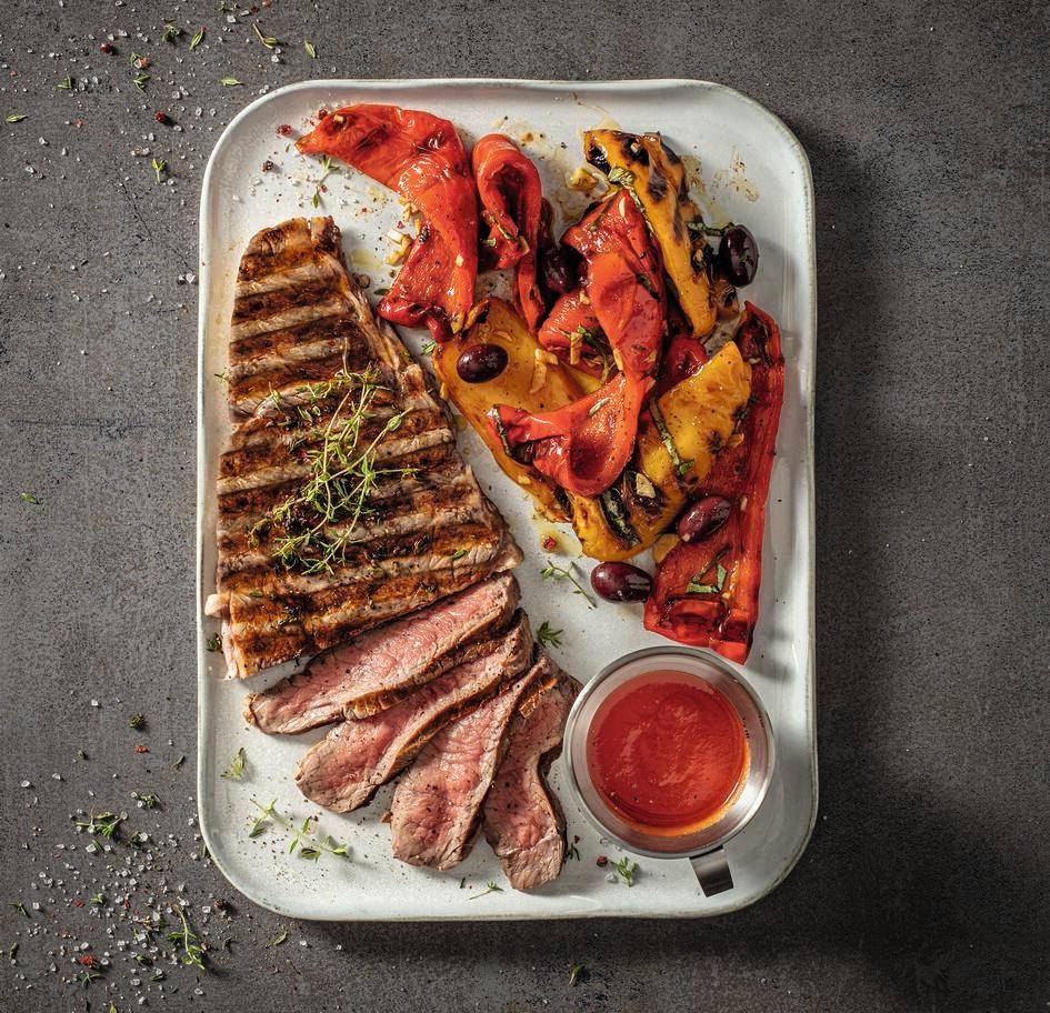 Grillowane żeberka z sosem chili i papryką konserwową - przepisy OptiGrill 4in1 | Tefal