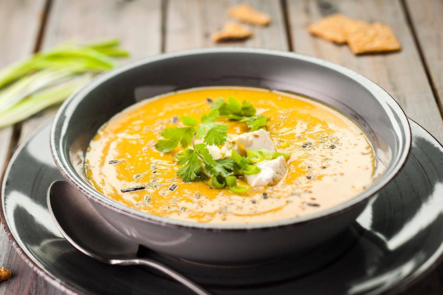 Zupa ze słodkich ziemniaków - przepisy Cook4Me | Tefal