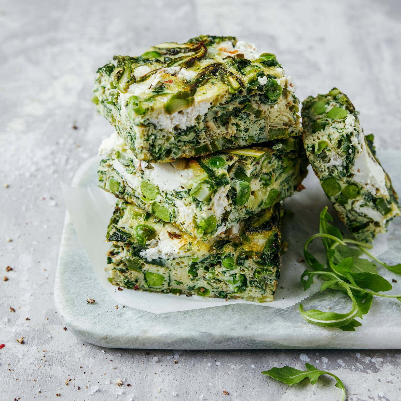 Frittata z nowalijkami i kozim serem - przepisy OptiGrill 2in1 | Tefal