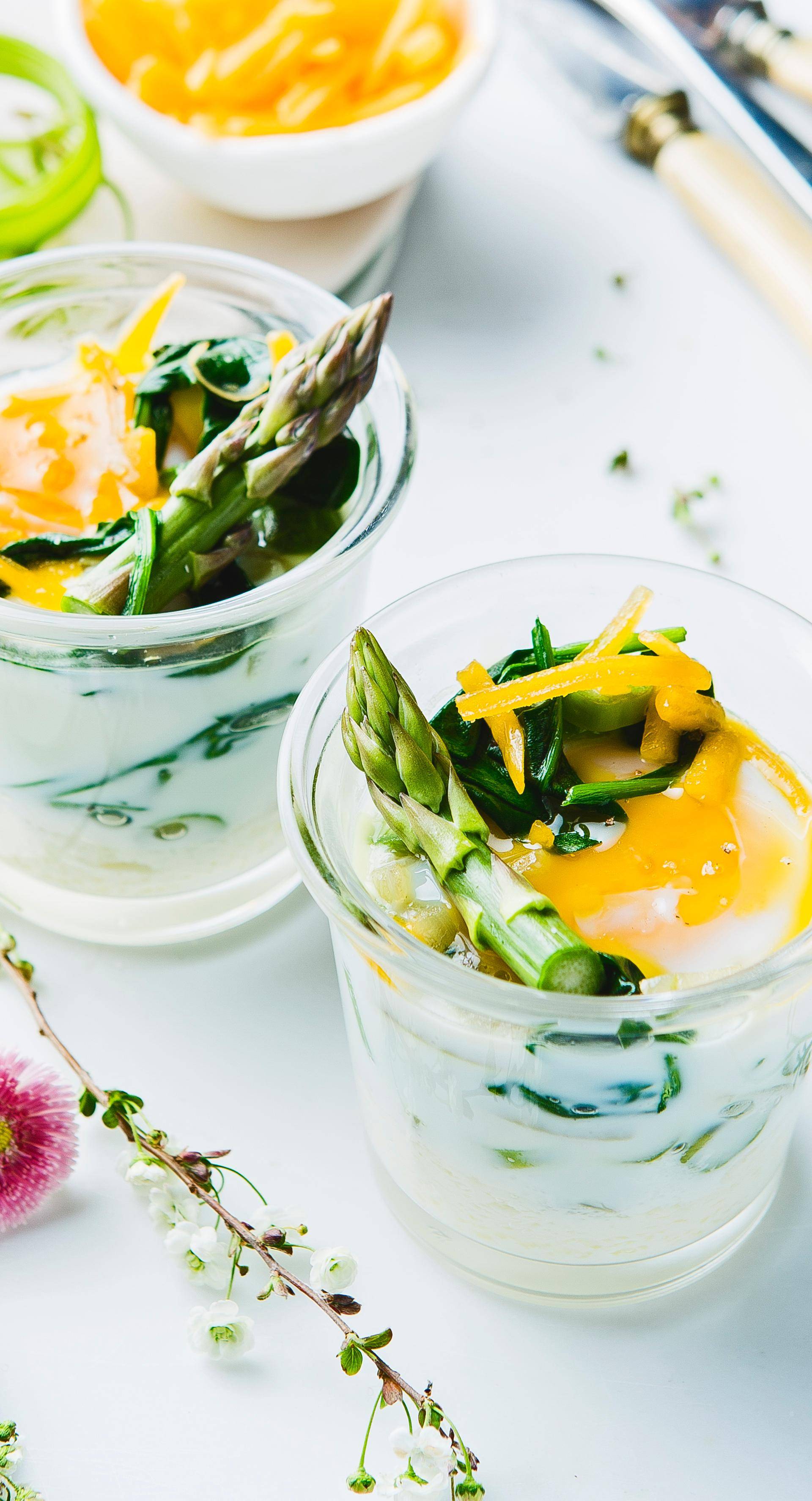 Gotowane jajka z warzywami - przepisy Cook4Me | Tefal