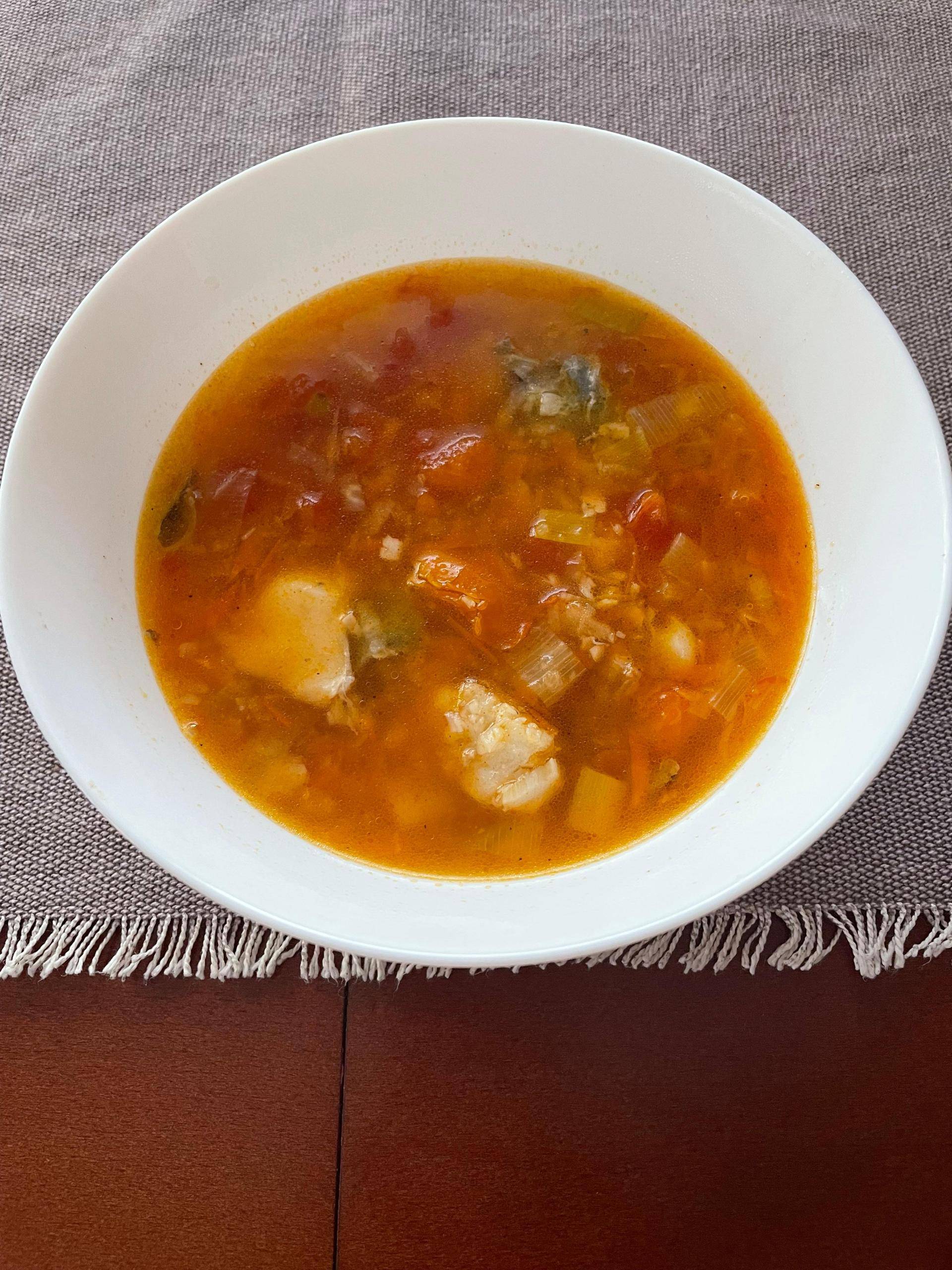 Zupa rybna z halibuta i dorsza - przepisy Cookeo V3 | Tefal