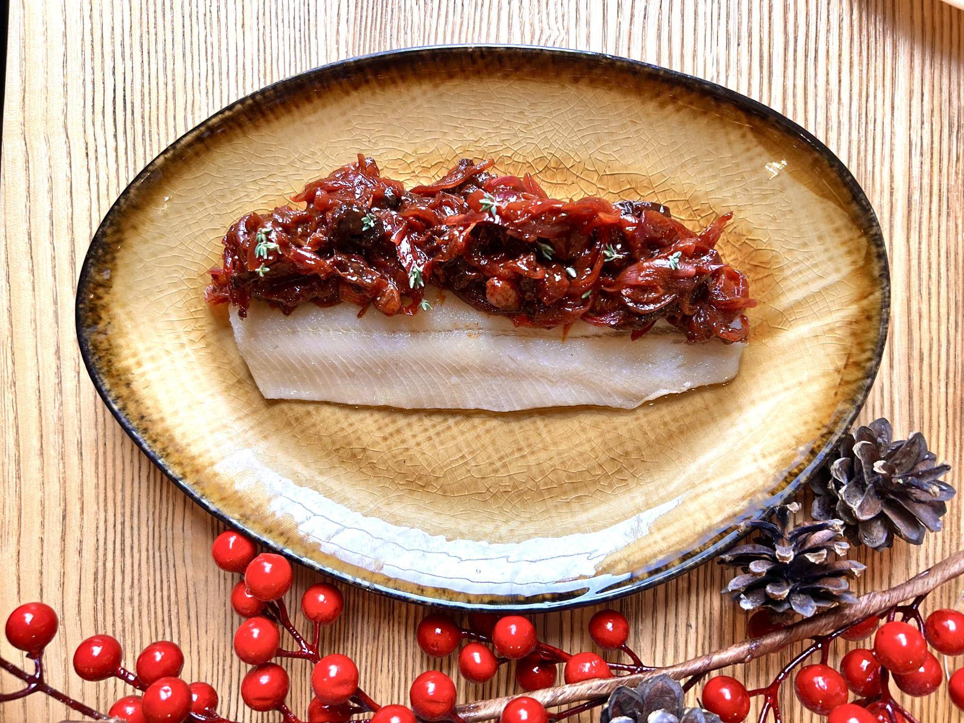 Świąteczne śledzie po kaszubsku (sos) - przepisy Cook4Me | Tefal