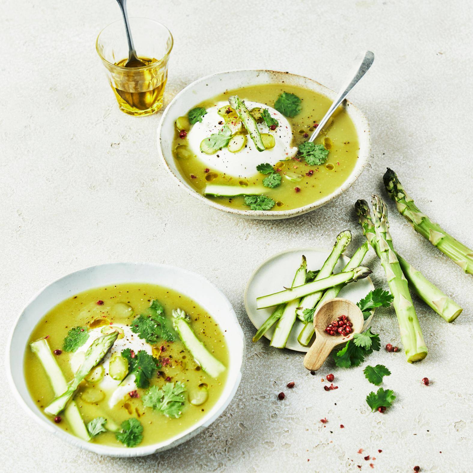 *Creamy asparagus soup - przepisy Blend up | Tefal