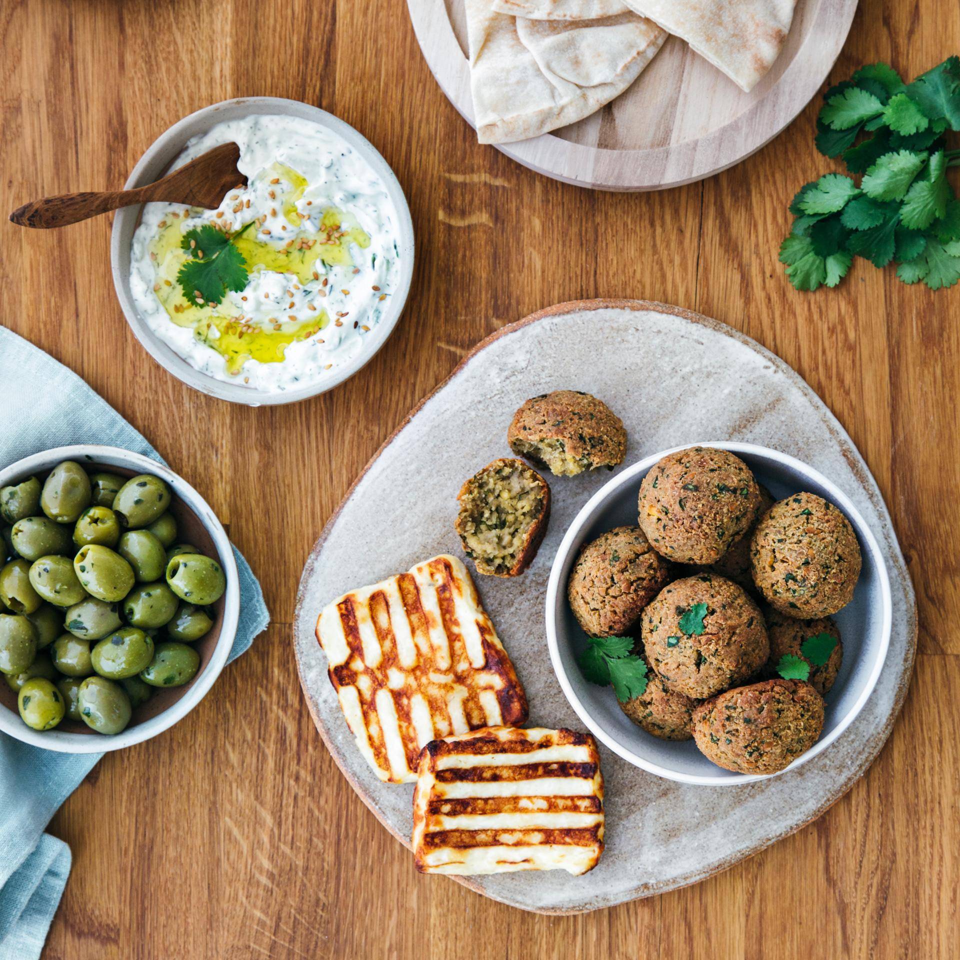 Grillowane halloumi i falafel - przepisy EASY FRY & GRILL 2 in 1 XXL | Tefal