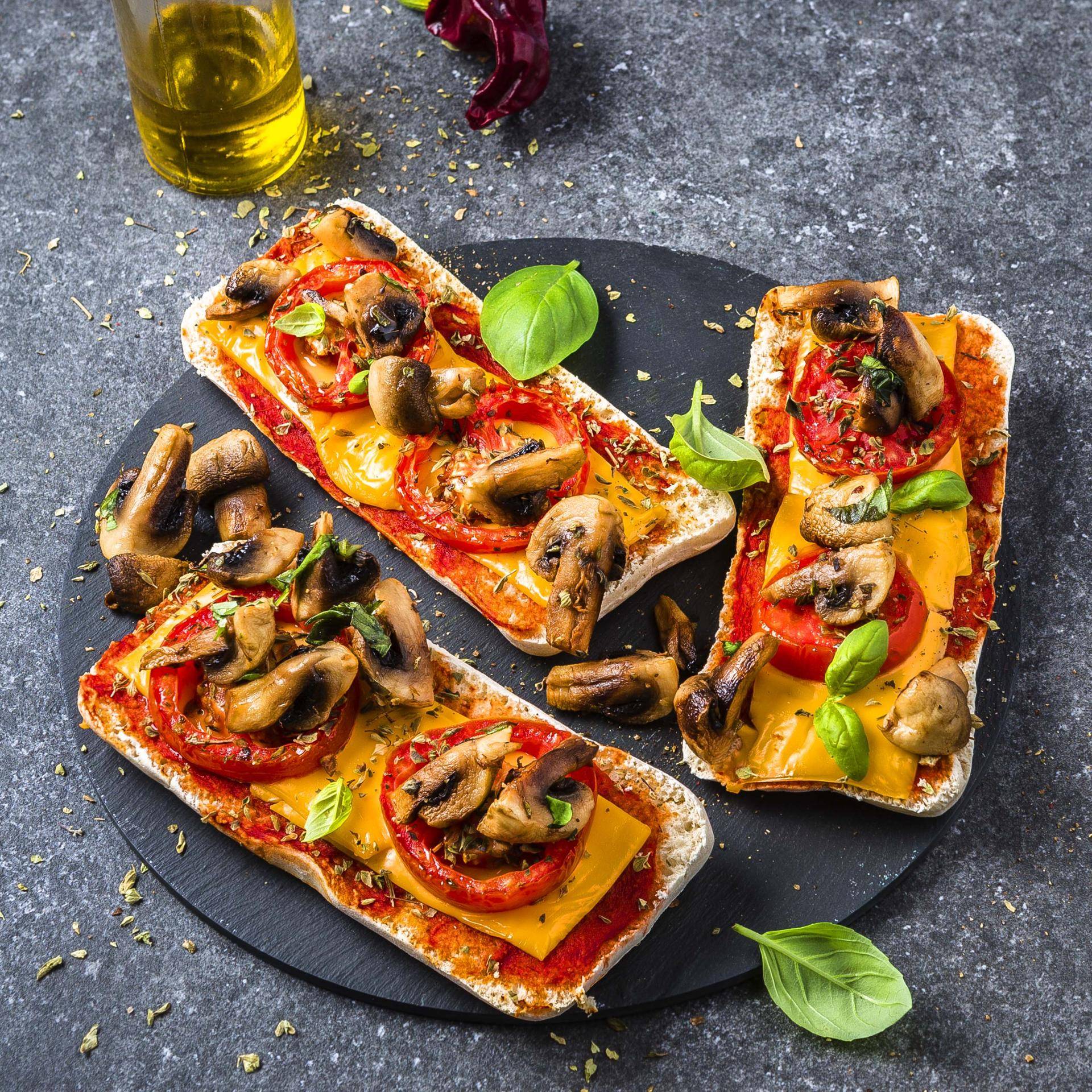 Pizza z grzybami - przepisy EASY FRY OVEN & GRILL 9 in 1 | Tefal