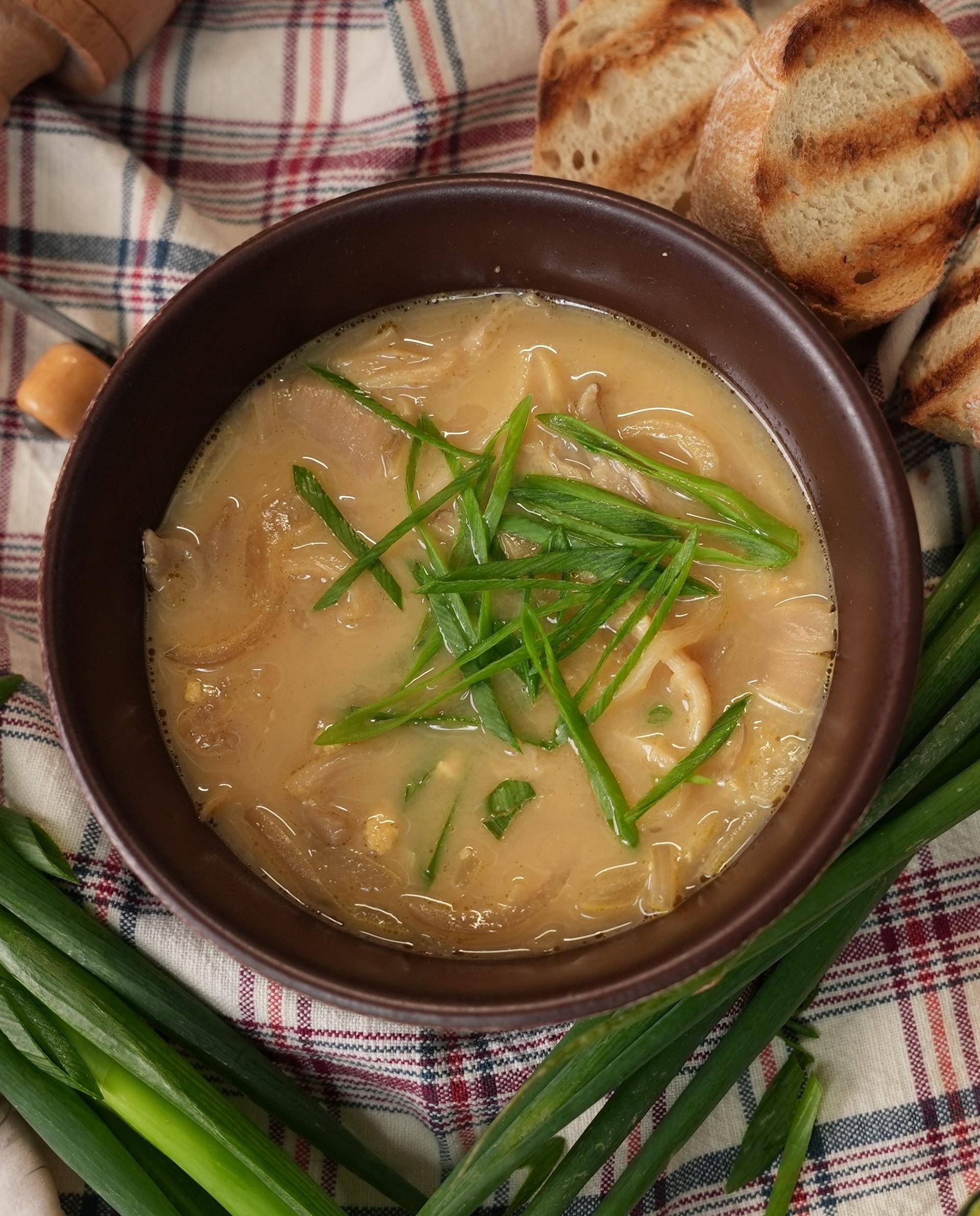 Szybka zupa z boczniaków z serkiem topionym - przepisy Cook4Me | Tefal