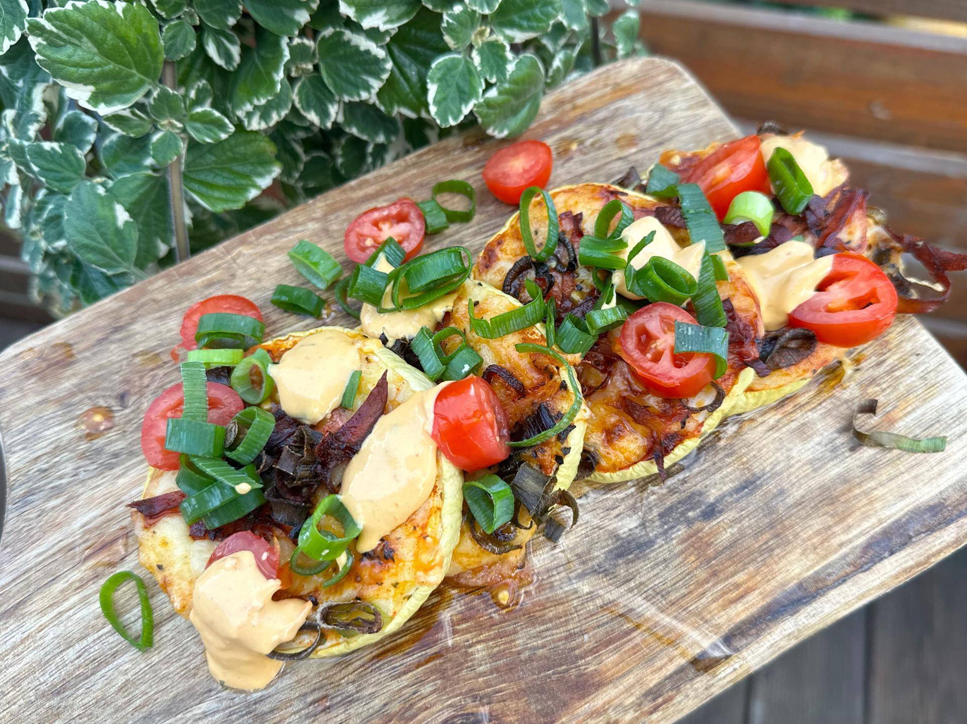 Keto pizzerinki z kabaczka - przepisy Easy fry Silence XL / Essential XL | Tefal