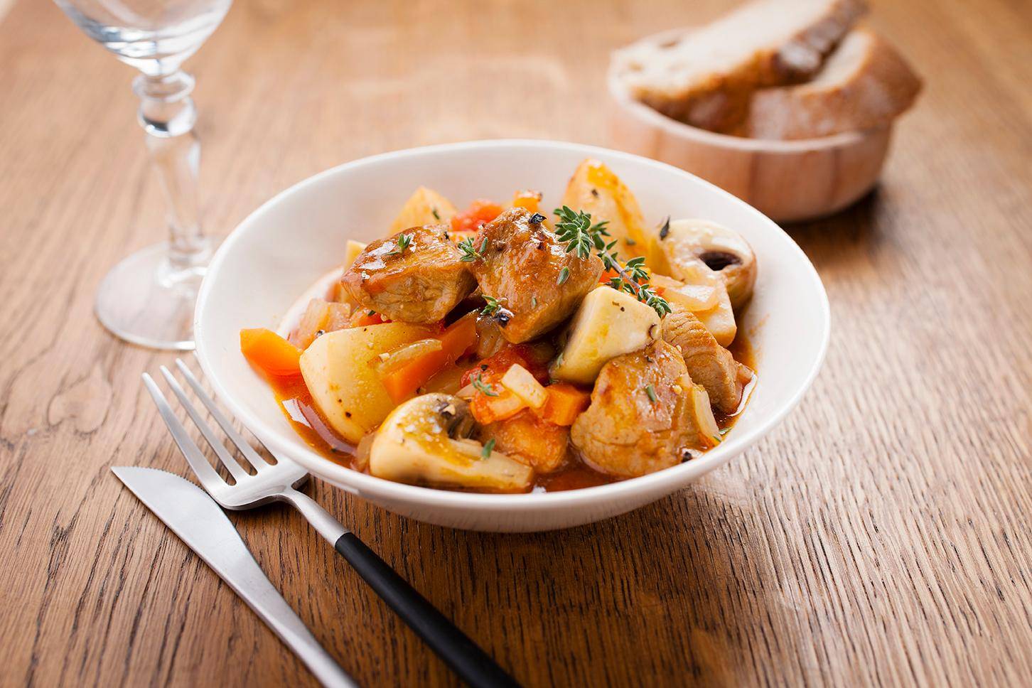 Cielęcina Marengo - przepisy Cook4Me | Tefal