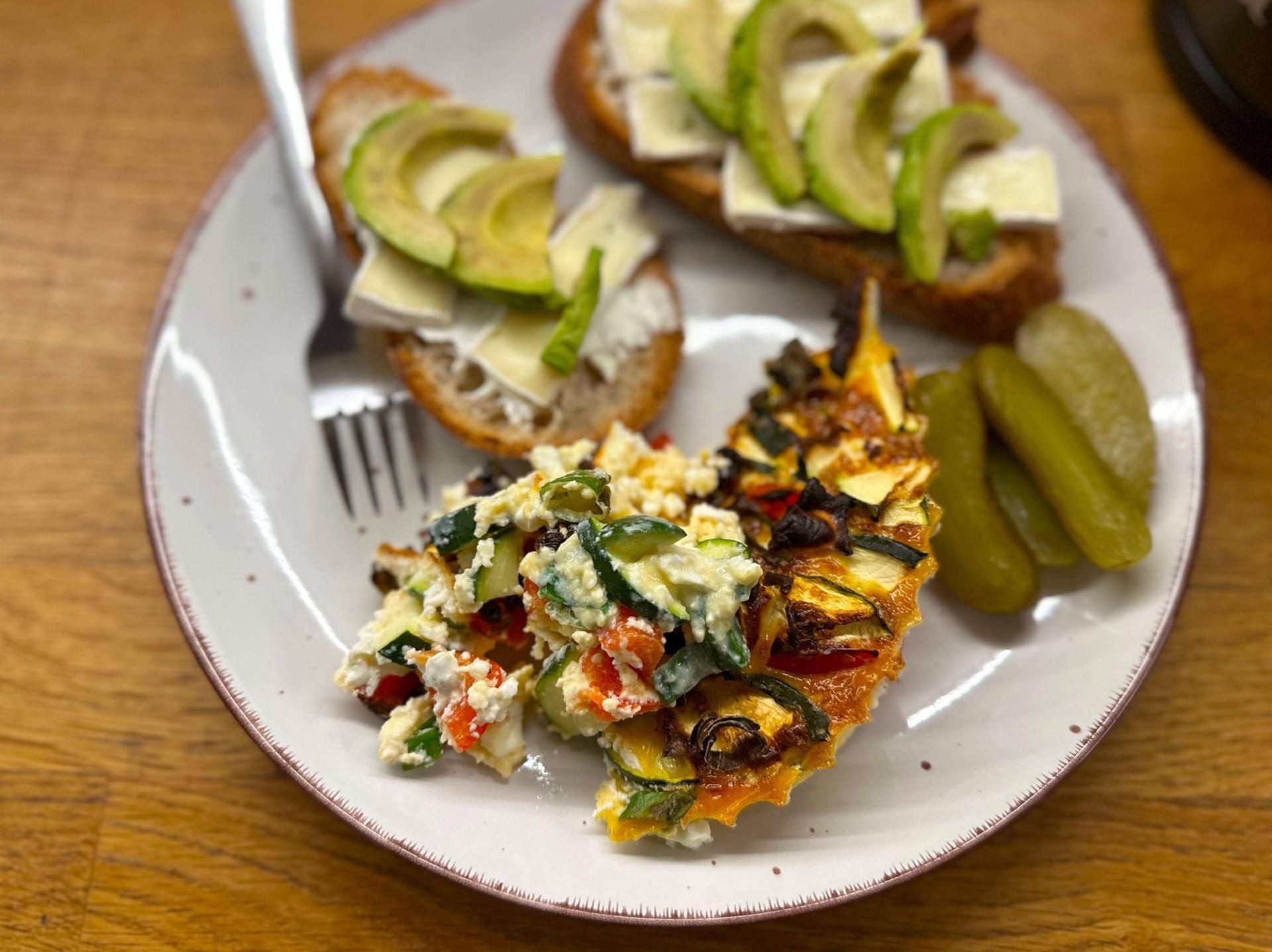 Frittata z serkiem wiejskim - przepisy Cook4Me | Tefal