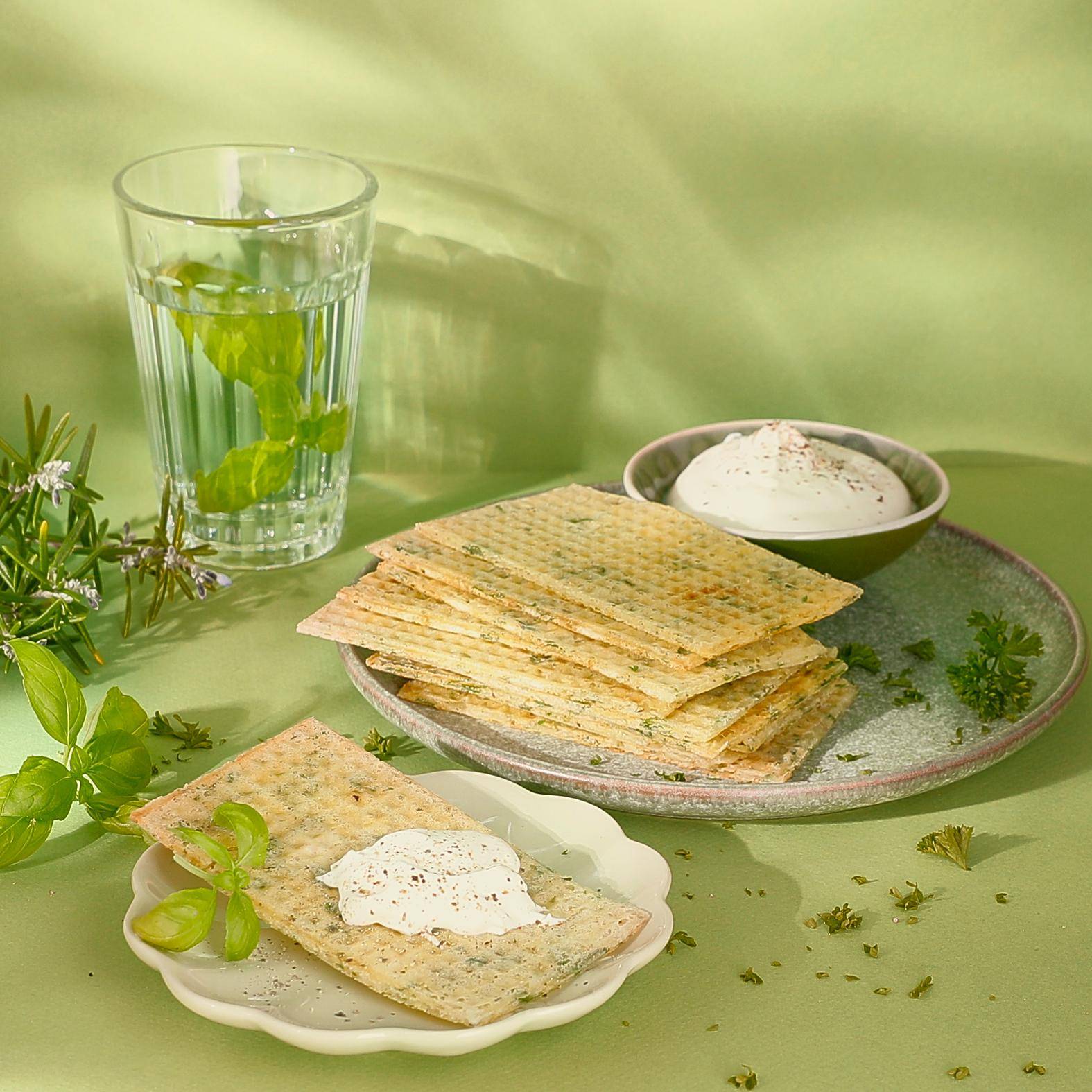 Wafle z aromatycznymi ziołami - przepisy Snack Collection MECHANICAL | Tefal