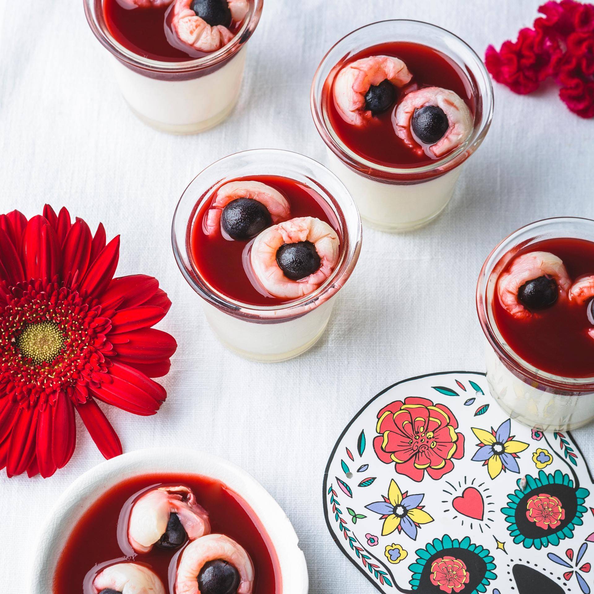 Panna cotta eyeballs - przepisy Cook4Me | Tefal