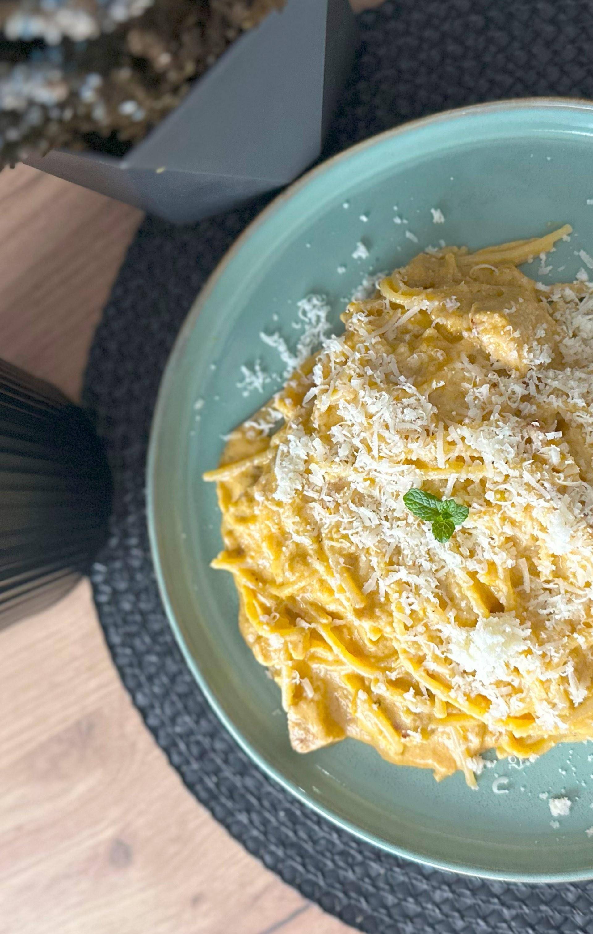 Makaron brokułowy z kurczakiem - przepisy Cook4Me | Tefal