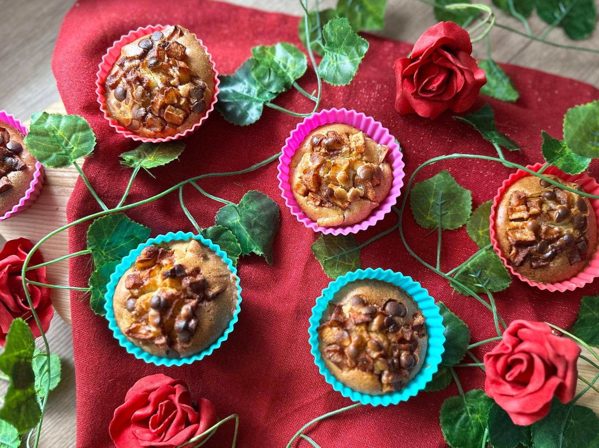 Muffiny orkiszowe z cynamonowym jabłkiem - przepisy Cook4Me | Tefal