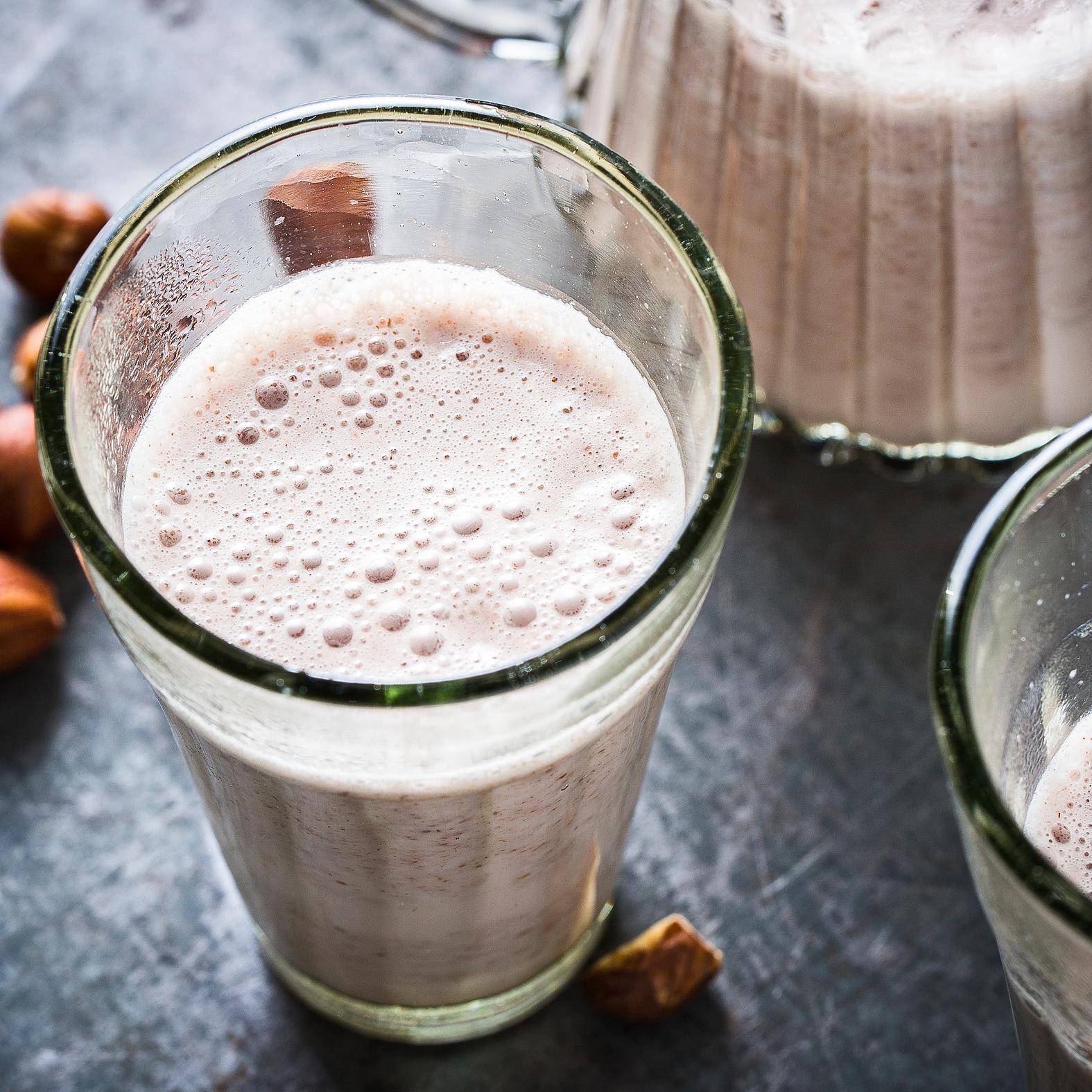 *Plant-based hazelnut and agave syrup drink - przepisy Blend up | Tefal