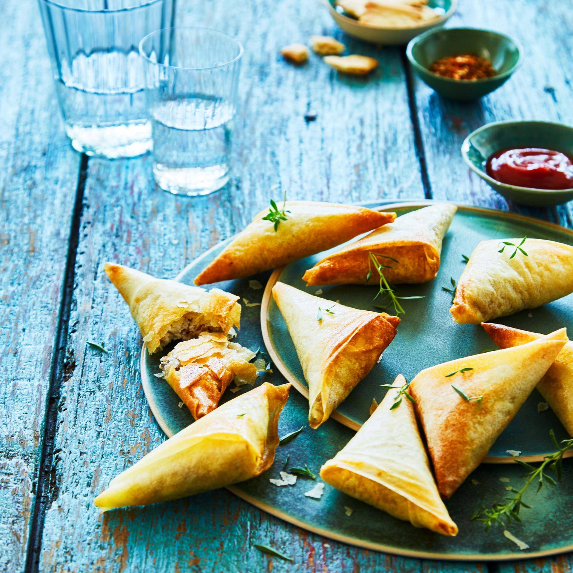 Tuńczyk z jajkami w cieście filo - przepisy Cook4Me | Tefal