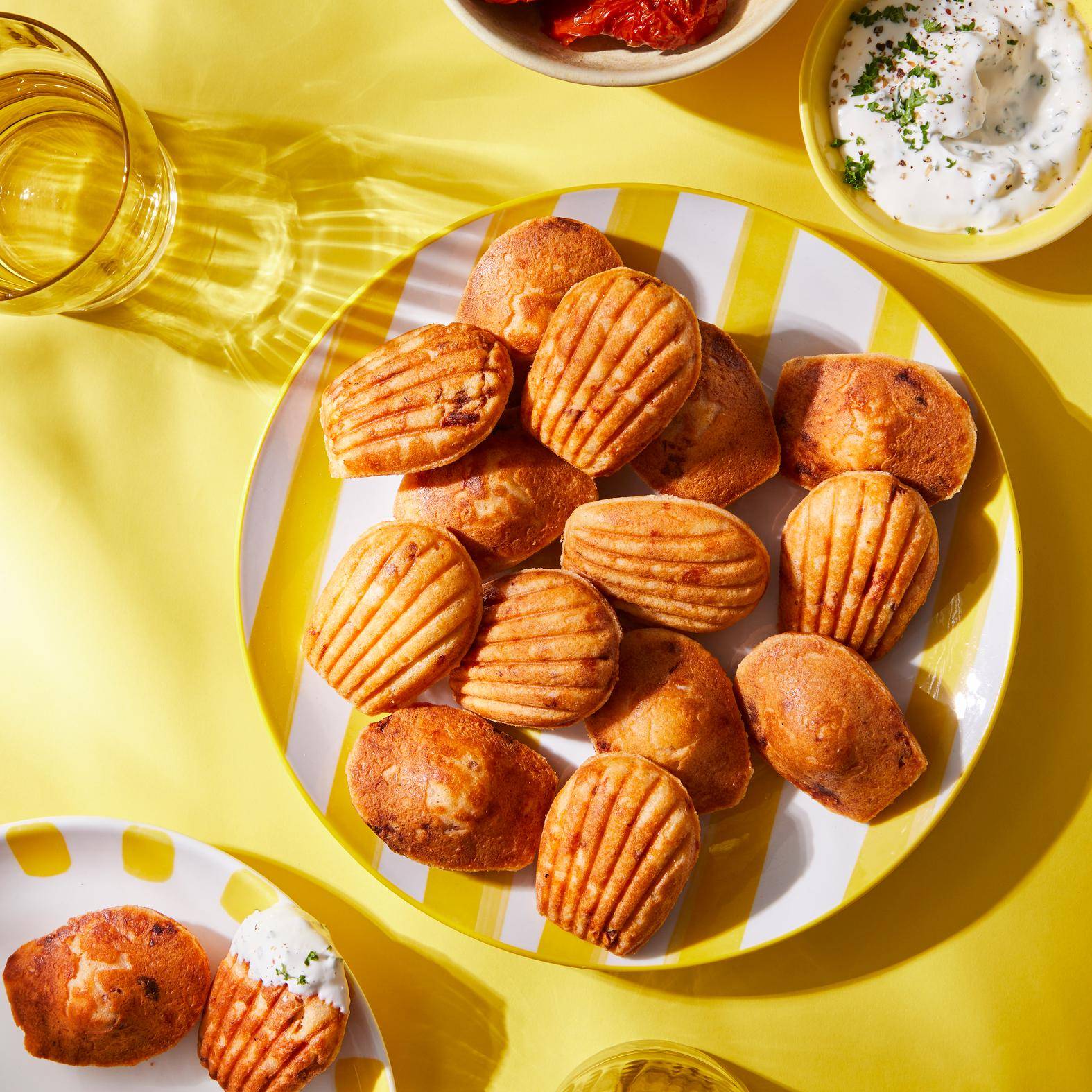 Magdalenki z fetą i suszonymi pomidorami - przepisy Snack Collection MECHANICAL | Tefal