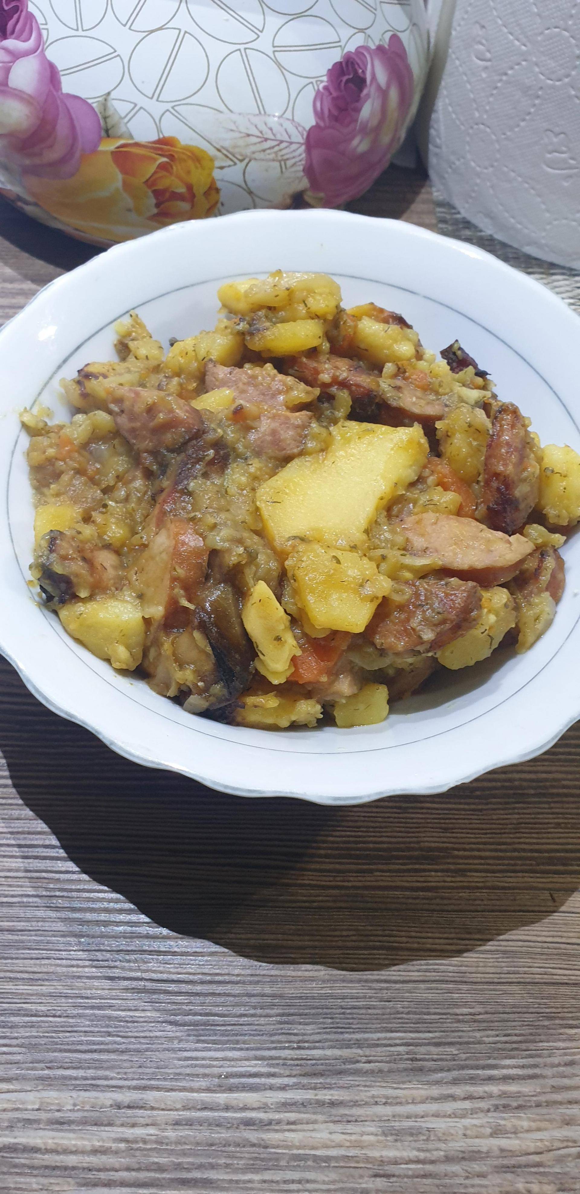 Pieczonka z kiełbasą i warzywami - przepisy Cookeo V3 | Tefal