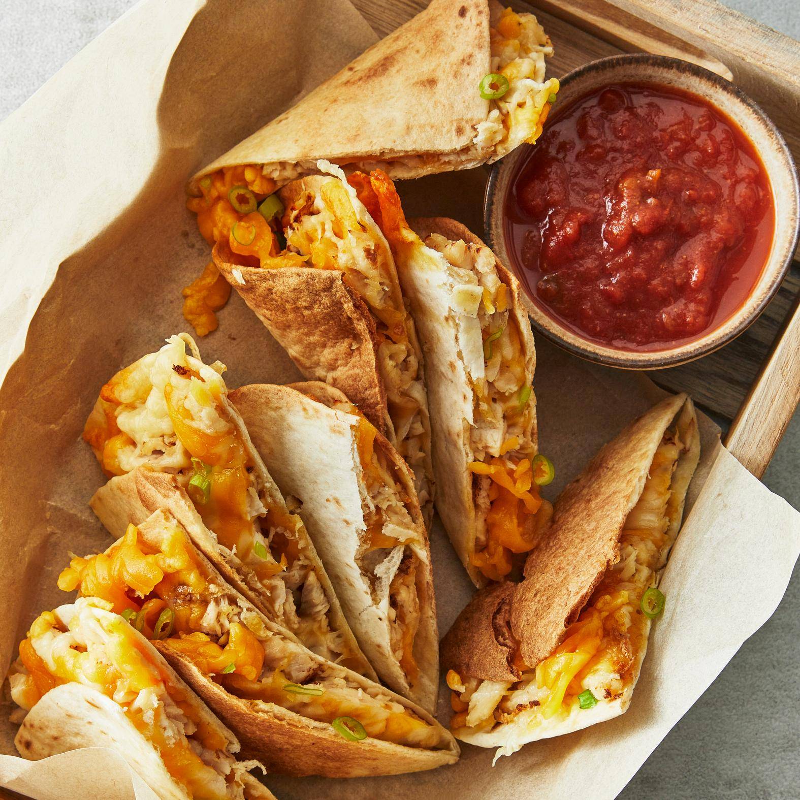 Quesadilla z kurczakiem - przepisy EASY FRY GRILL & STEAM 3 in 1 | Tefal