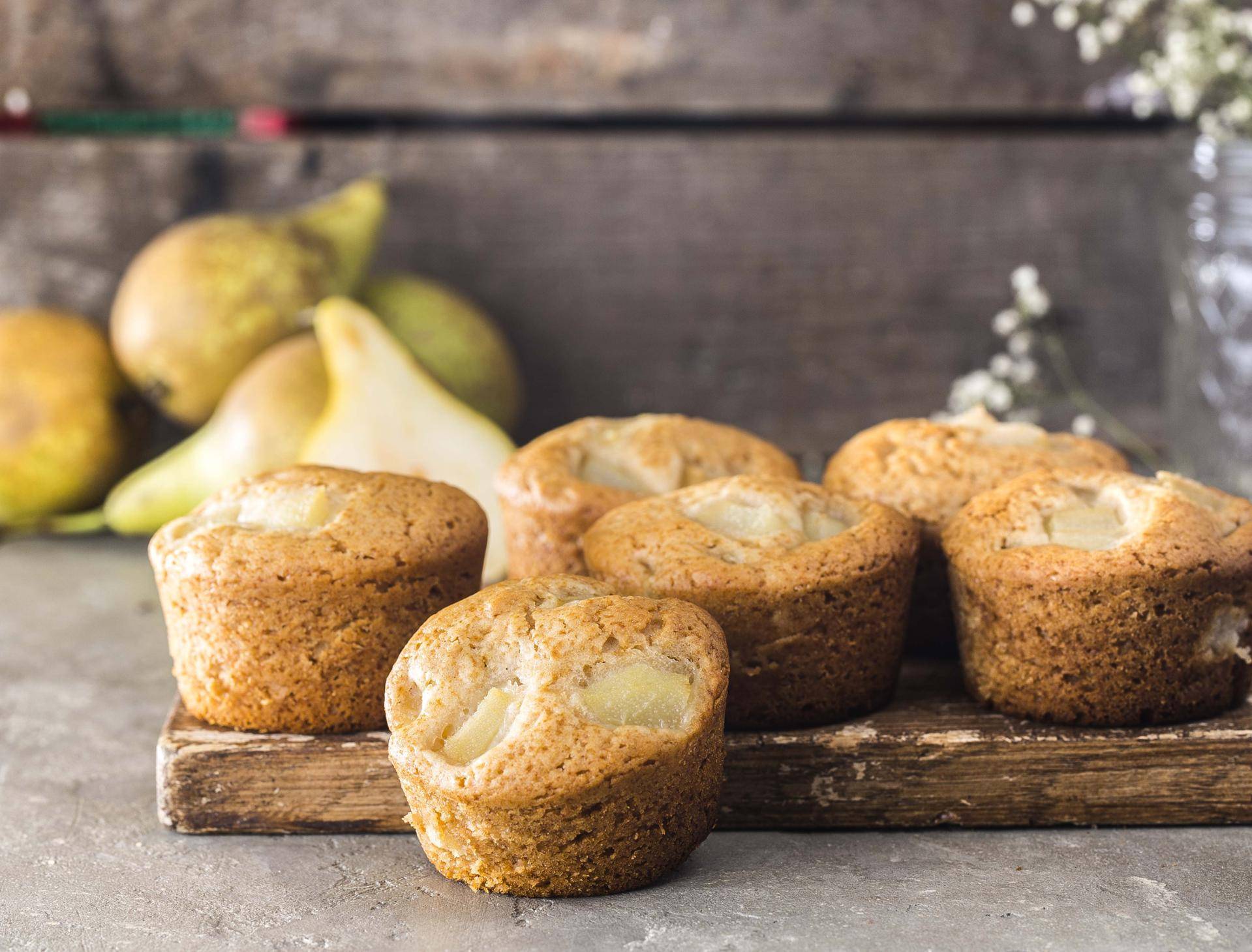 Wegańskie muffinki z gruszką - przepisy Cake Factory | Tefal
