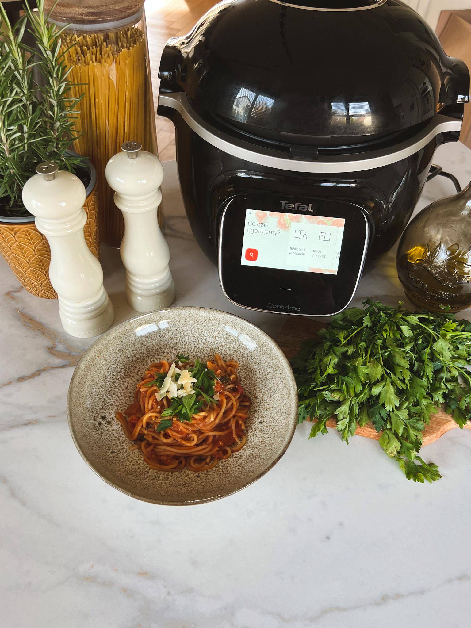 Mocno pomidorowy makaron wg Pati - przepisy Cook4Me | Tefal