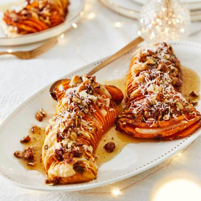 Medium-HONEY AND ALMOND HASSELBACK PUMPKIN_BUTTERNUT HASSELBACK AU MIEL ET AUX AMANDES_1.1.jpg