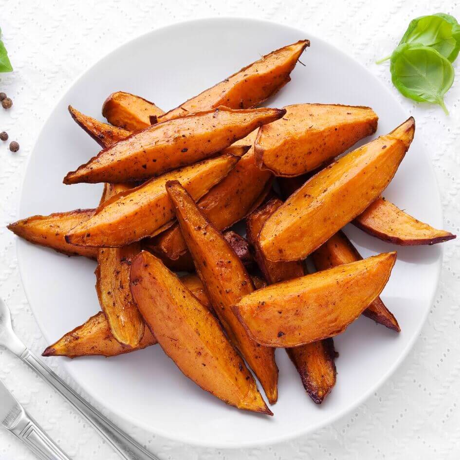 Medium-Homemade sweet potatoes fries_Frites de patate douce maison.jpg