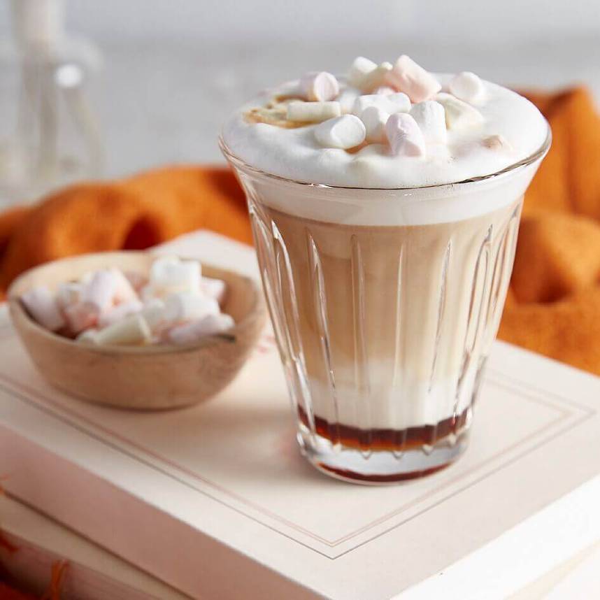 Medium-Marshmallow’s_latte-carré.jpg