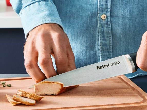 Medium-TFL_63AY_ICE-FORCE-PERFECT-RESULTS_SLICING-KNIFE_HOTSPOT-MOBILE-6.jpg